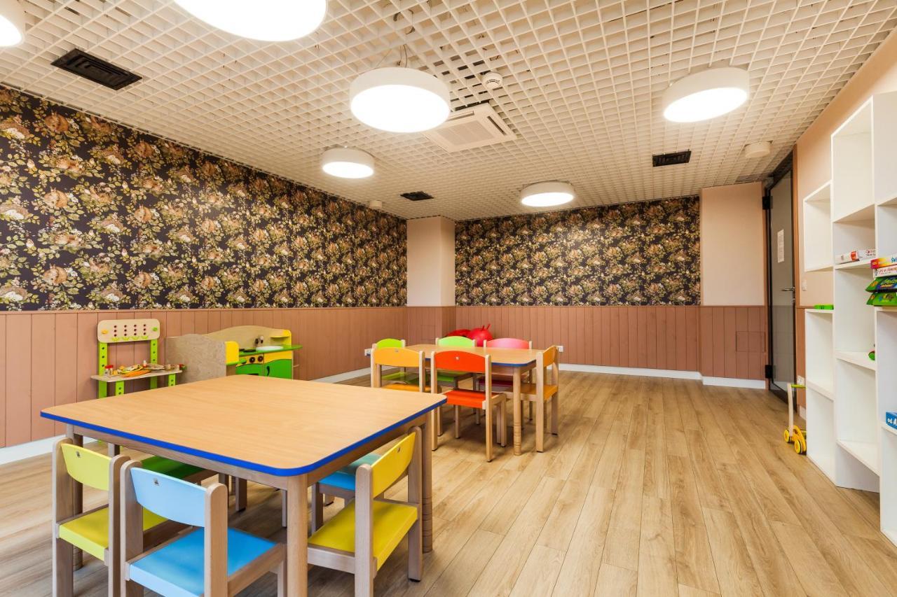 Uroczy Apartament W Centrum Starego Miasta Gdańsk Exterior foto